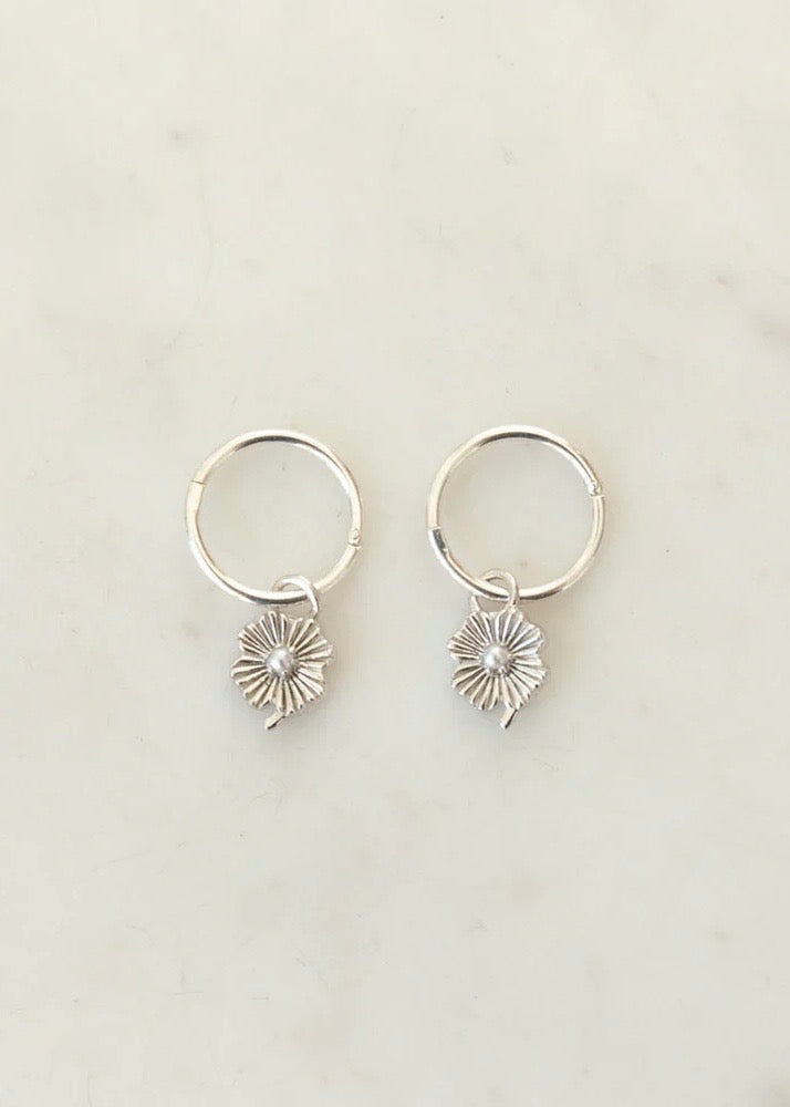 Earrings | Lily Sleeper (Silver)