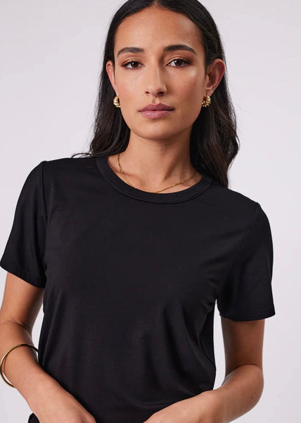 Tee | Level (Black)