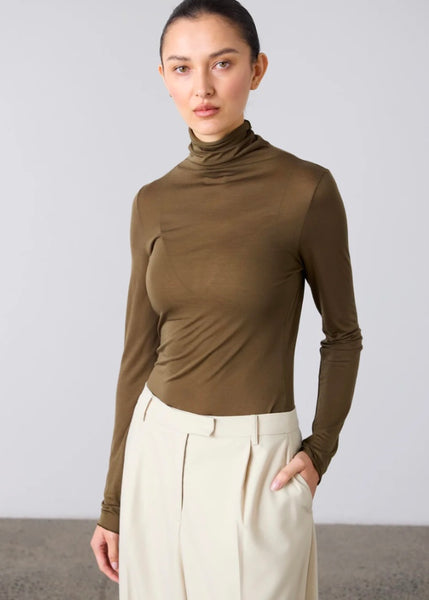 Top | Polo (Khaki)