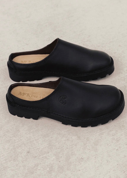Shoe | McKinlays x Commonplace Anderson Slip On (Black)