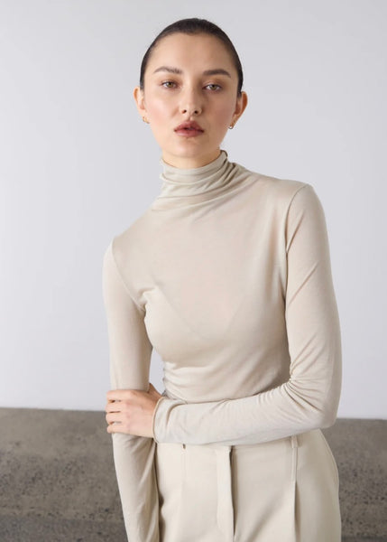 Top | Polo (Pale Sage)