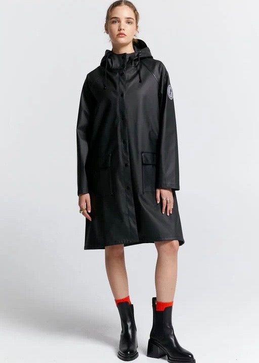 Raincoat | Runaway Long (Black)