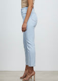 Jeans | Lola Mom Postcard (Light Vintage Blue)