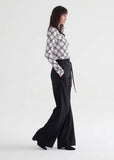 Side view of Taylor Introduction black pant