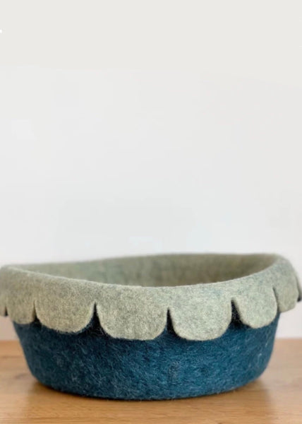 Bowl | Scallop (Deep Teal/Sage)