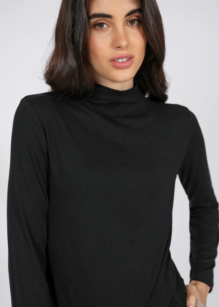 Top | Roam - Long Sleeve (Black)