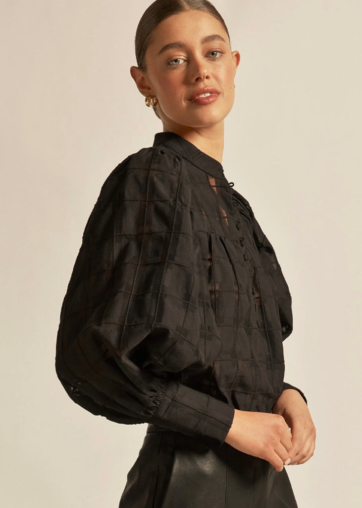 Top | Vista (Black Check)