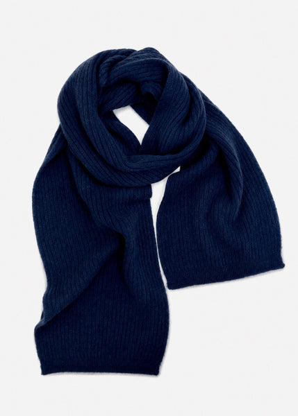 Lothlorian turn back scarf in deep cyan 