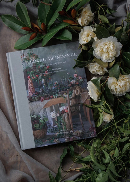 Book | Floral Abundance (Kate Williams)
