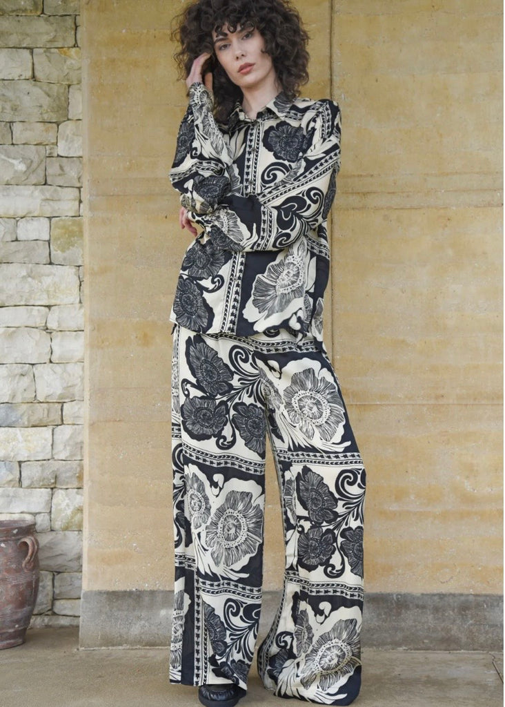 Pant | Kick Pleat (Black)