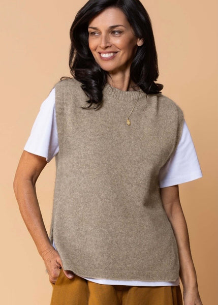 Vest | Kowhai (Oyster)