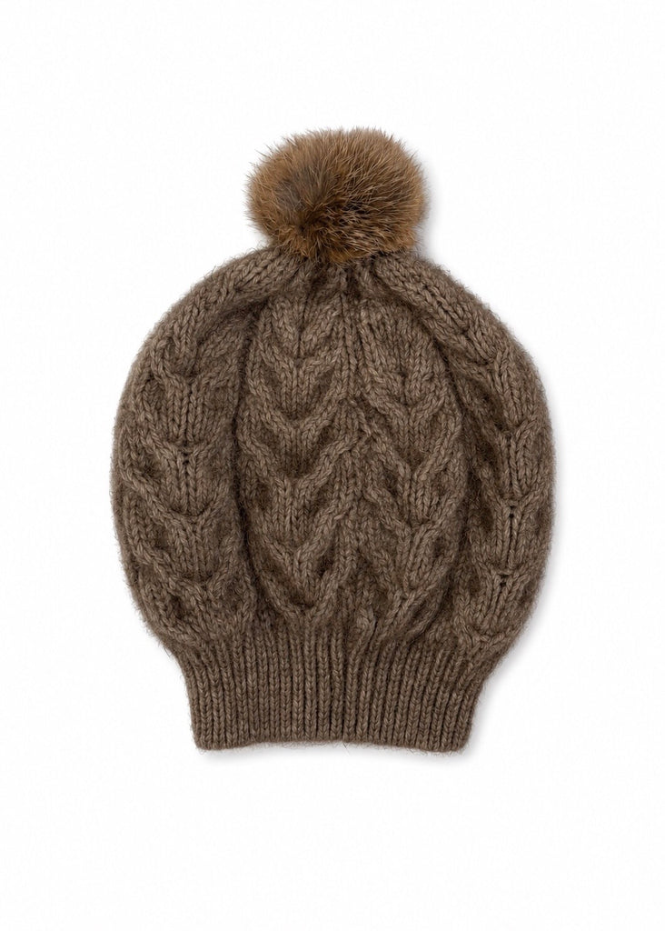 Lothlorian Relaxed Cable hat in natural colour 
