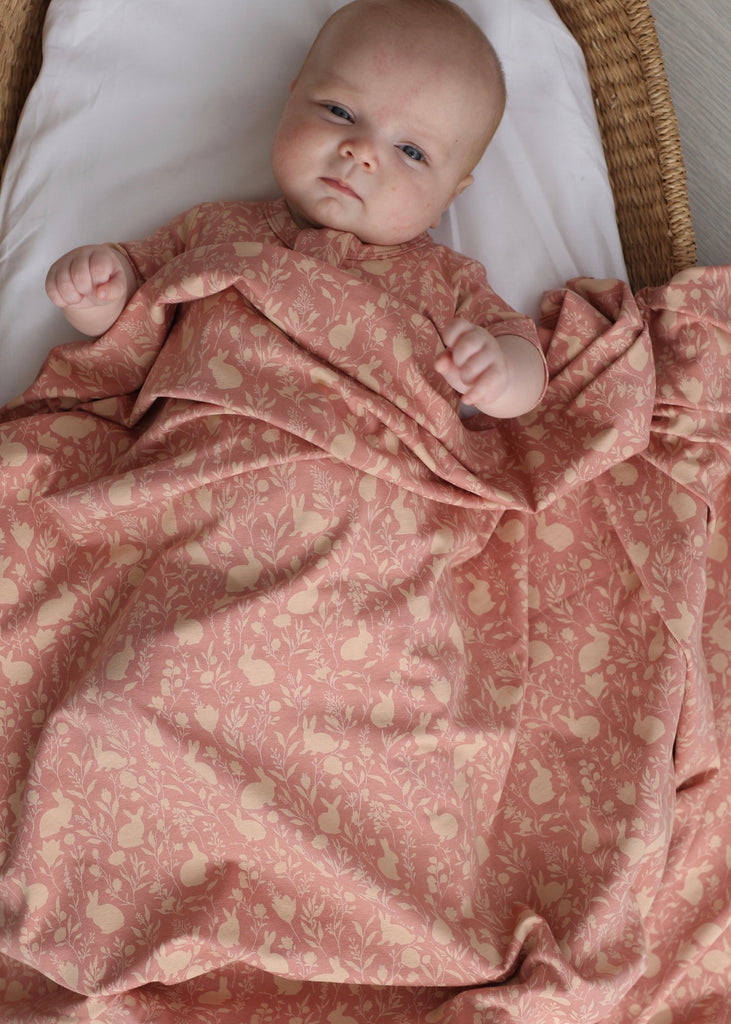 Baby Swaddle | Mead-Doe