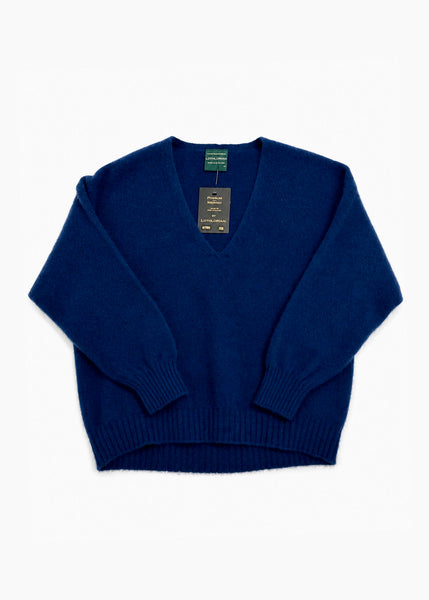 Lothlorian cavern v neck jumper in lagoon colour 