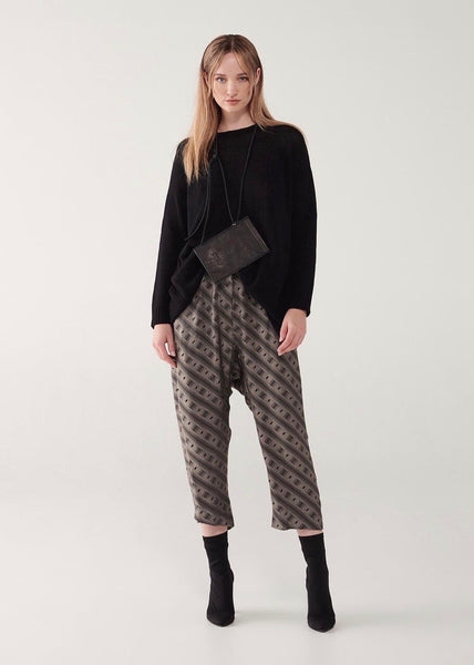 Model wearing Taylor Textured Dominate pant
