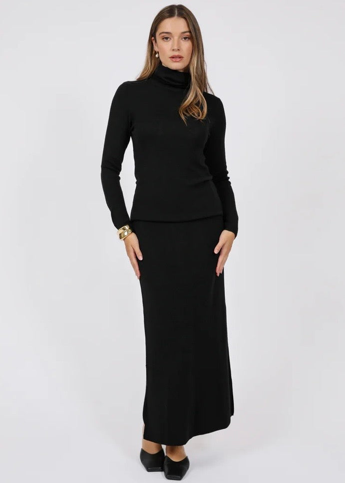 Roll Neck Knit | Alto (Black)
