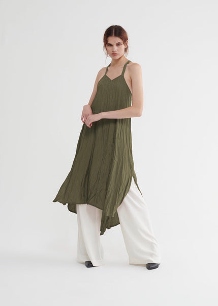 Model wearing Taylor Washed Inherent Slip dress in Kelp
