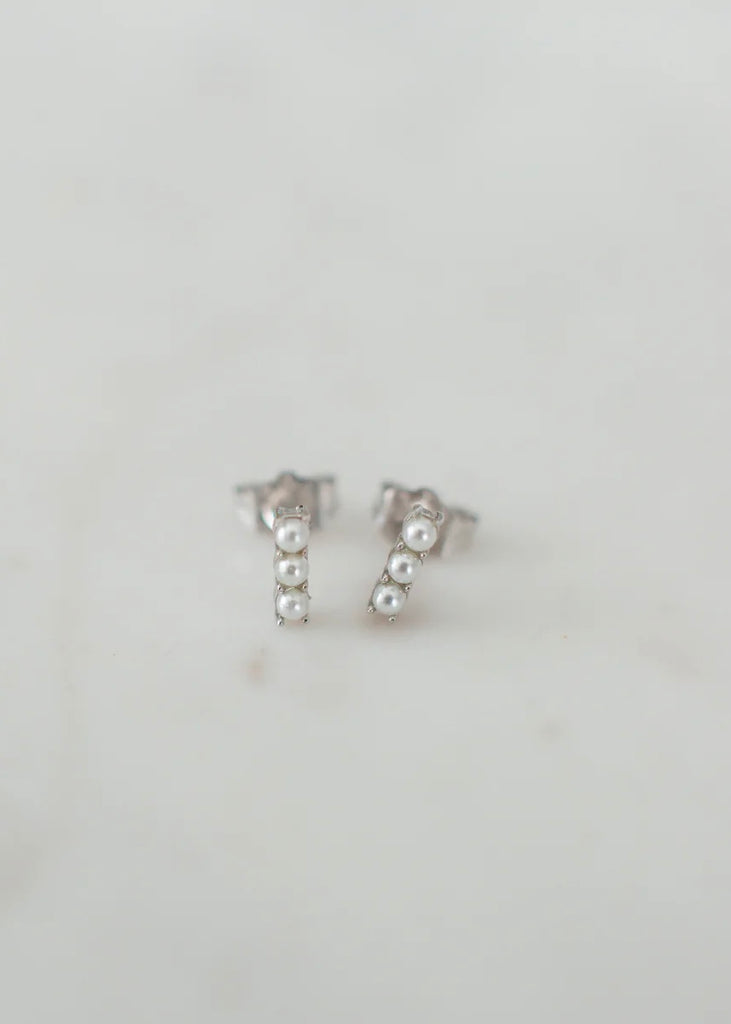 Earrings | Pearl Bar Studs (Silver)
